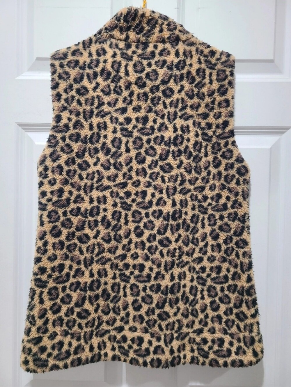 Calvin Klein Leopard Animal Print Fleece Sleeveless Vest Women's Small - Picture 2 of 7